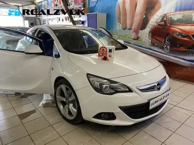 Opel Astra J Sports Tourer used buy in Nürtingen Price 6990 eur - Int.Nr.:  1242 SOLD