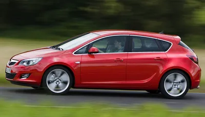 Visual Comparison: New Vs Old Opel Astra | Carscoops