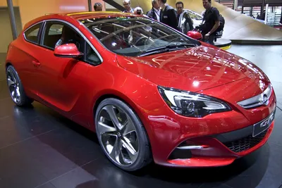 Opel Astra Review | 2013 Astra GTC Sport