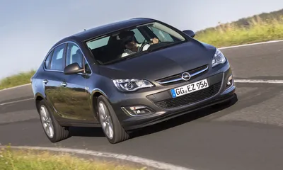 Тест-драйв новой и «старой» Opel Astra: война поколений - КОЛЕСА.ру –  автомобильный журнал