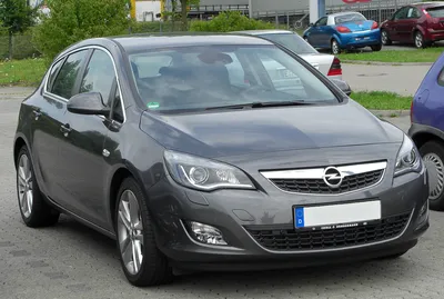 File:Opel Astra J front 20100725.jpg - Wikimedia Commons