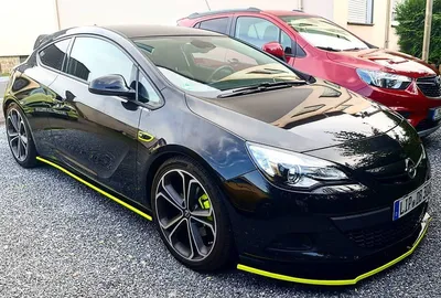 Обвес Rieger на Opel Astra H GTC