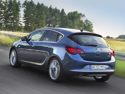 Opel Astra J [рестайлинг] хетчбэк 1.6 MT Active (2012–н. в.) - Motorcar