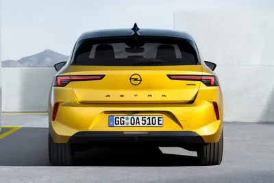 Новый Opel Astra стал чуть универсальней - CARS.ru