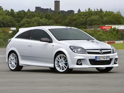 Opel Astra OPC review