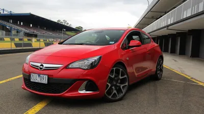 Astra J OPC Crank : r/opel