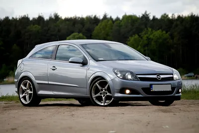 Opel Astra OPC Review - Drive