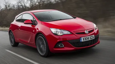 Opel astra gtc grey logo with crown on top on Craiyon