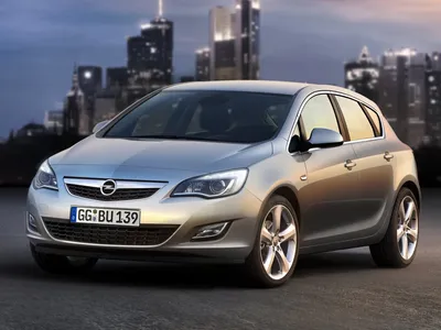 Трехдверка Opel Astra получила панорамное лобовое стекло — Motor