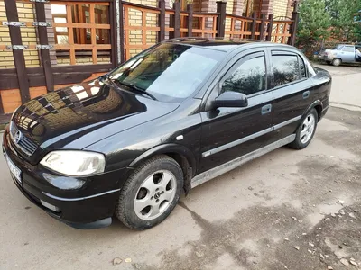 Замена задней лампочки салона Opel Astra G Универсал (T98) 1.8 16V 125 л.с.  2000 - 2004 в Екатеринбурге, цена - сервис «Немецкий Мастер Opel»