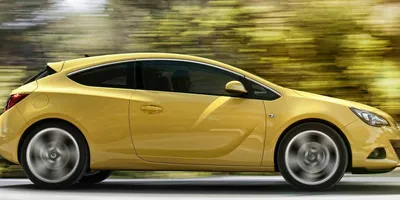 Интерьер салона Opel Astra Sedan . Фото салона Opel Astra Sedan