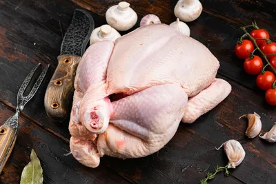 Названы четыре части курицы, которые могут вызывать рак - Российская газета