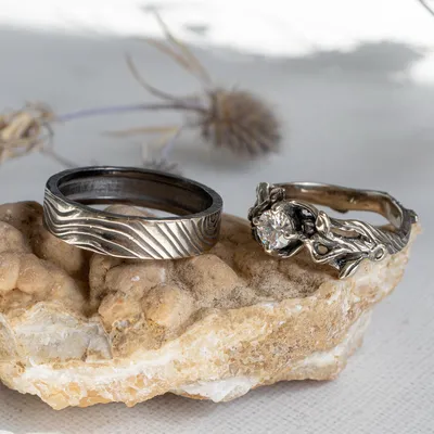 Необычные обручальные кольца CORK DIAMOND на заказ из белого и желтого  золота, серебра, платины или своего металла