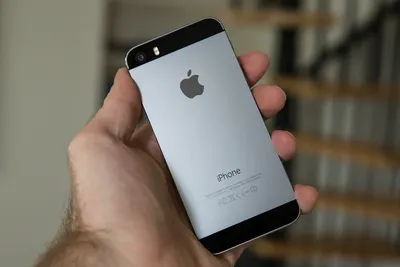 Дисплей для iPhone 5S/iPhone SE с тачскрином (черный) – купить в  Екатеринбурге от 560 рублей