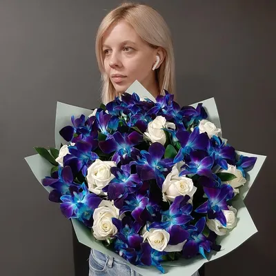 Букет орхидей на 8 марта | купить недорого с доставкой на Roza4u.ru