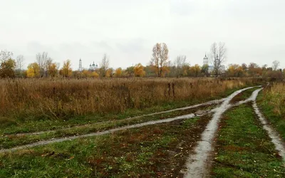 Фото Осенний дождь: проблески солнца в тучах