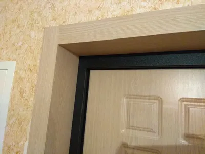 Входная дверь в интерьере квартиры изнутри и снаружи, дизайн входной двери  с фото