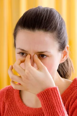 Эффективные способы снятия отека слизистой носа в зависимости от его  причины | Все о ЛОР заболеваниях | Дзен