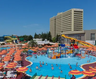 ПРОДАЖА ГОСТИНИЧНЫХ НОМЕРОВ, АПАРТАМЕНТОВ В ОТЕЛЕ ВЕСНА \"VESNA HOTEL\" В  СОЧИ, АДЛЕР, 1 БЕРЕГОВАЯ ЛИНИЯ, КОМПЛЕКС ГОСТИНИЧНЫХ НОМЕРОВ БИЗНЕС-КЛАССА  ВЕСНА В 100 МЕТРАХ ОТ МОРЯ В СОЧИ, АДЛЕР, ГОСТИНИЧНЫЕ НОМЕРА С УСЛУГАМИ