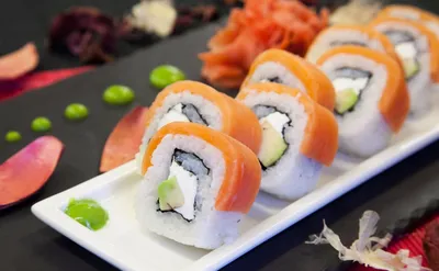 Чем отличаются суши от роллов: основные различия, виды и состав суши и  роллов