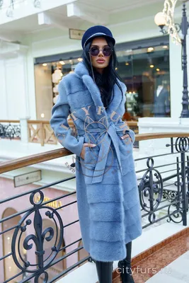 Пальто с мехом норки цвет голубой купить с доставкой в Москве | CITY FURS