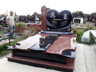 Памятник на могилу на двоих из черного и красного гранита купить, заказать,  цена Днепр - 3d-granit.com