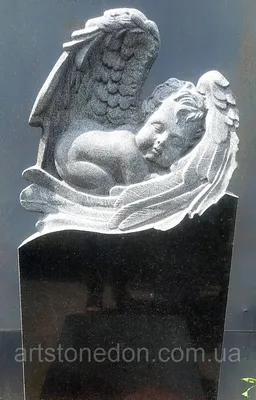 Памятник с ангелом на могилу, мемориальный комплекс - семейное надгробие.