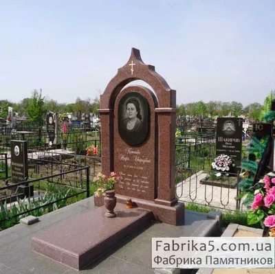Заказать фигурный памятник на могилу для женщины недорого в СПб