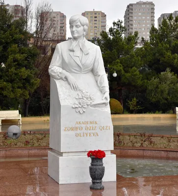 Мой героический район | Памятник женщинам-героям обороны Москвы
