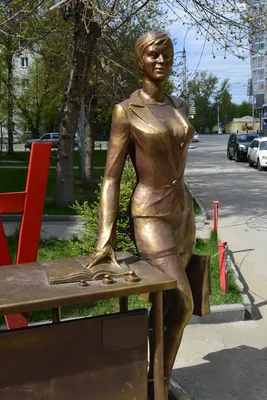 Памятник женщине из мрамора с портретом в полный рост № 37 (ID#1655337796),  купить на Prom.ua