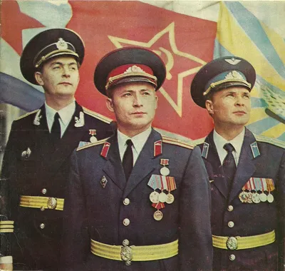File:Форма парадная высшего начсостава милиции 1943.png - Wikimedia Commons