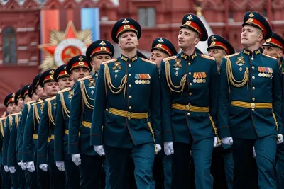 Новая историческая парадная форма для офицеров ВС - изменения в Указ \"О  форме\"