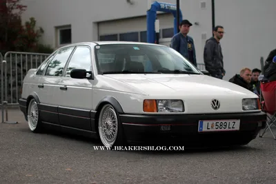 Передние фары Volkswagen Passat B3 LPVW64