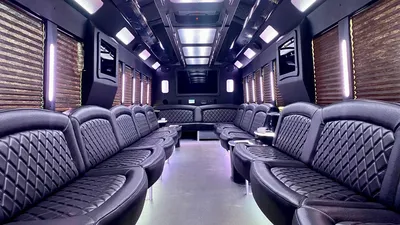 ᑕ❶ᑐ Chicago Party Bus (34 Passengers) - Versace Edition for Hiree