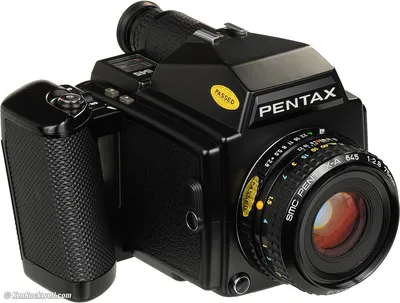 Review: Pentax 645Z by Dylan and Sara
