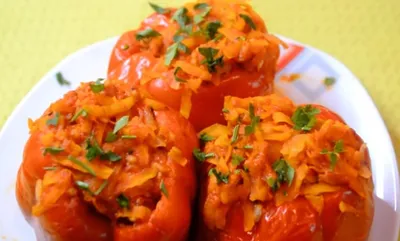 Маринованный болгарский перец, фаршированный баклажанами рецепт с фото  пошагово | Рецепт | Питание рецепты, Баклажаны, Вегетарианская еда