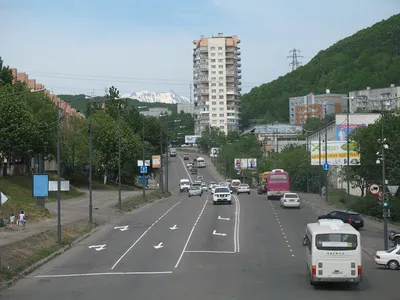 Камчатка фото: 14-этажный бизнес-центр. Камчатский край, город Петропавловск -Камчатский, улица Ленинская, 59 - Архитектура полуострова Камчатка -  Петропавловск-Камчатский, Камчатка фотография
