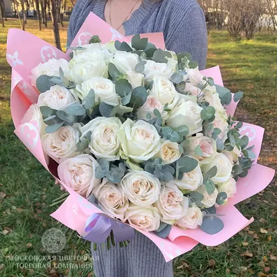 Пионовидные розы с эвкалиптом от 29 шт. за 19 890 руб. | Бесплатная  доставка цветов по Москве