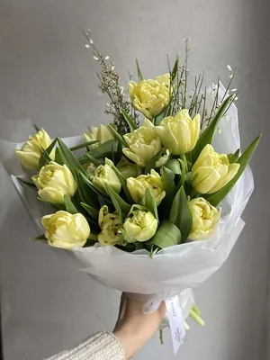 Пионовидные тюльпаны в розовой упаковке, Цветы и подарки в Москве, купить  по цене 17896 RUB, Монобукеты в Flowerella с доставкой | Flowwow