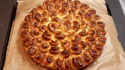 Пышный пирог «Хризантема» с мясом. Казалось бы простой, но такой вкусный |  oliv'едка | Рецепты | Дзен