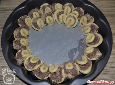 Пирог хризантема с красной рыбой (Lachs). | Рецепт мясного пирога, Идеи для  блюд, Кулинария