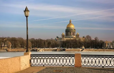 Куда сходить весной в Петербурге?