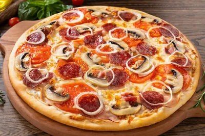 Пицца «Папа микс» на тонком тесте 35 см с бесплатной доставкой на дом из  «ВкусВилл» | Пермь