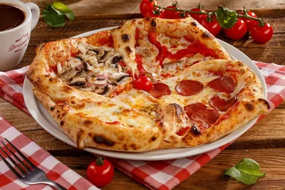 Пицца \"Ассорти\" заказать онлайн в :: \"Чикен Пицца\"