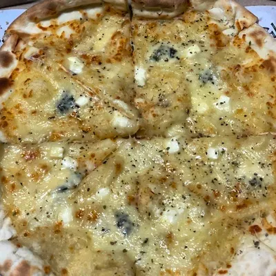 Пицца Zotman Четыре сыра 395 г с бесплатной доставкой на дом из «ВкусВилл»  | Воронеж