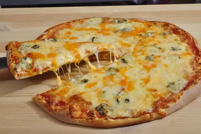 Пицца 4 сыра заказать с доставкой на дом в Москве