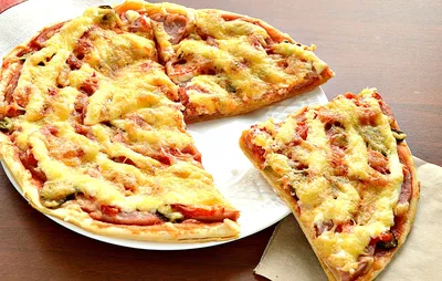 Итальянская пицца на воздушном тонком тесте • Dolce Vita Blog