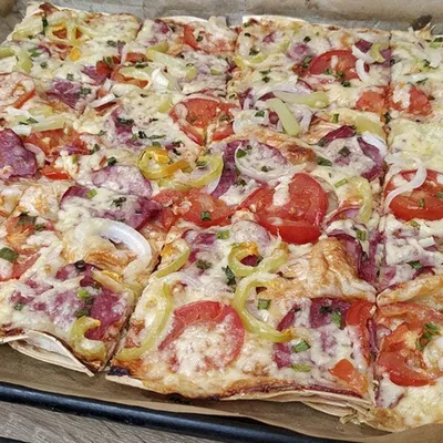 Ленивая пицца\" из лаваша на сковороде - рецепт автора Светлана