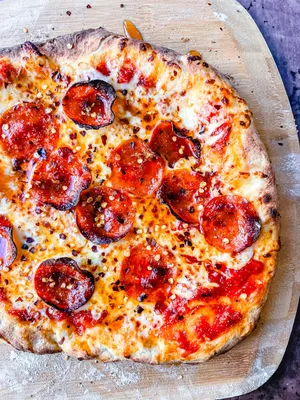 Spicy Pepperoni Pan Pizza: King Arthur Adaptation • deepfriedhoney