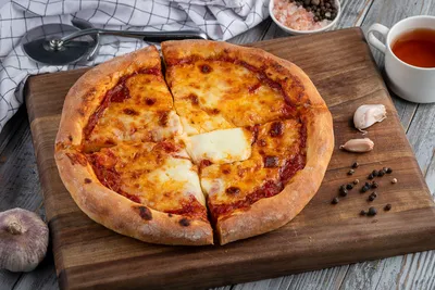 Magistr Cafe - Пицца ФАРШЕВАЯ от кафе «MAGISTR» Пицца с фаршем — это всегда  удачный выбор для сытного обеда или ужина. Знаменитая итальянская выпечка  уже много лет лидирует среди самых любимых блюд